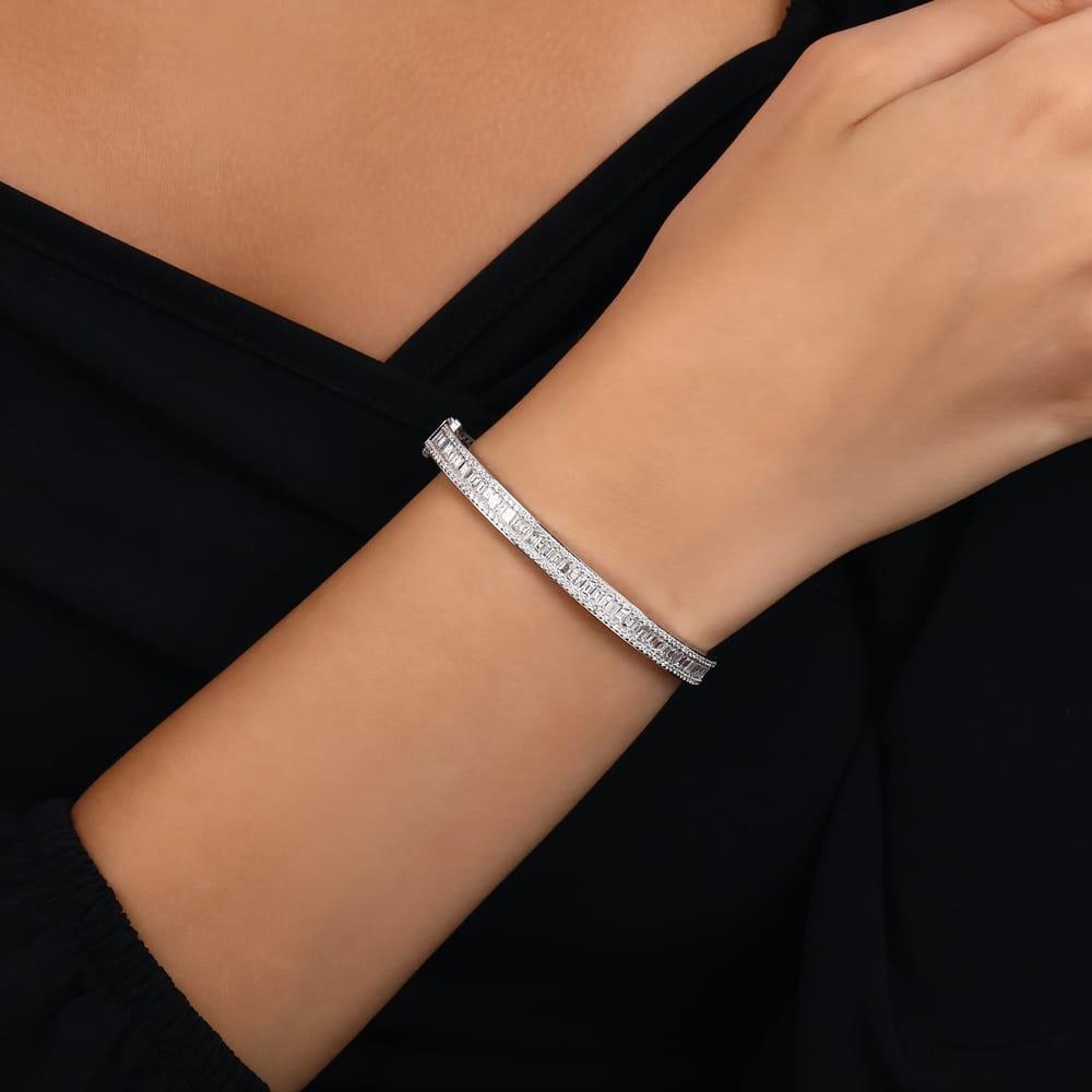 3.33 Karat Brianna Baget Pırlanta Kelepçe Bileklik