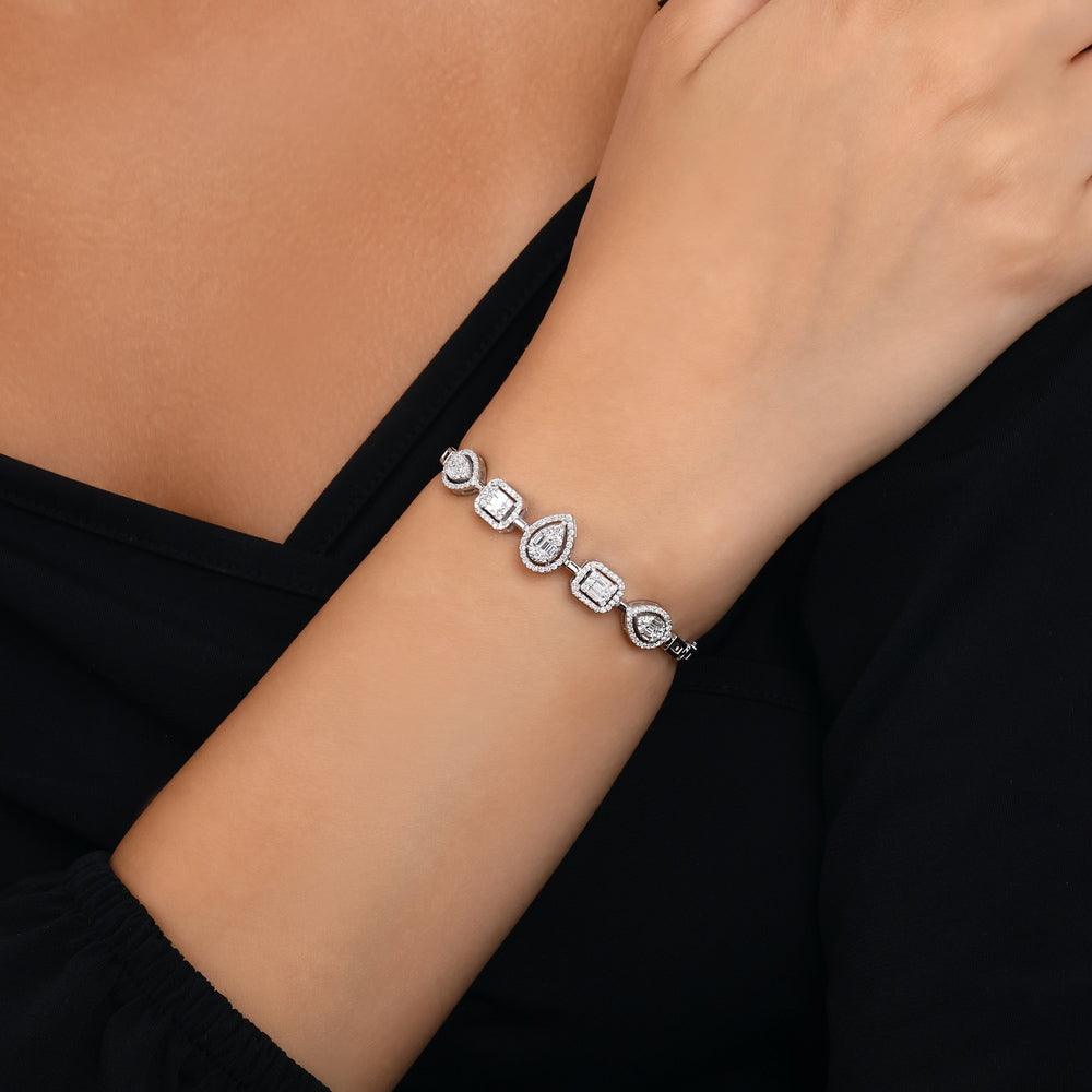 1.23 Karat Baget Pırlantalı Bileklik