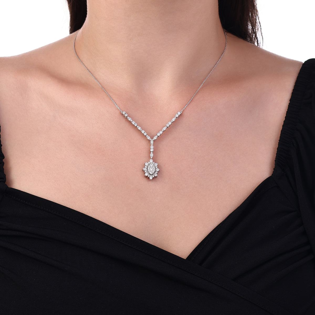 1.84 Karat Pırlanta Kolye