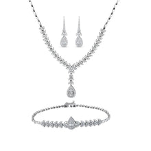 3.85 Karat Baget Pırlanta Set