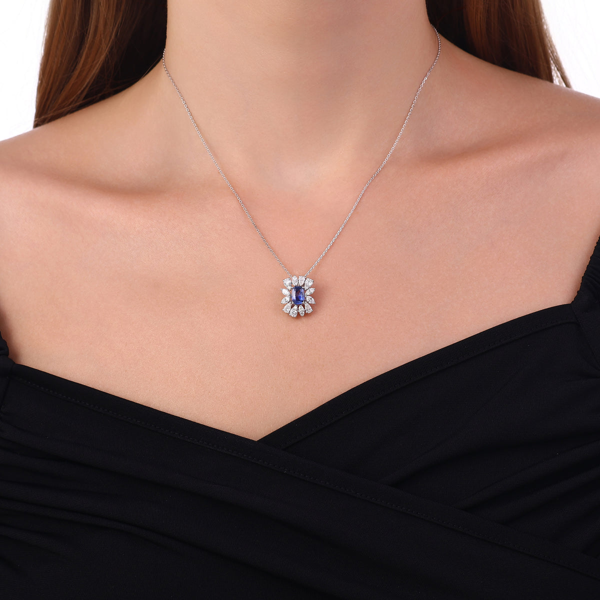 1.91 Karat Safir Pırlanta Kolye