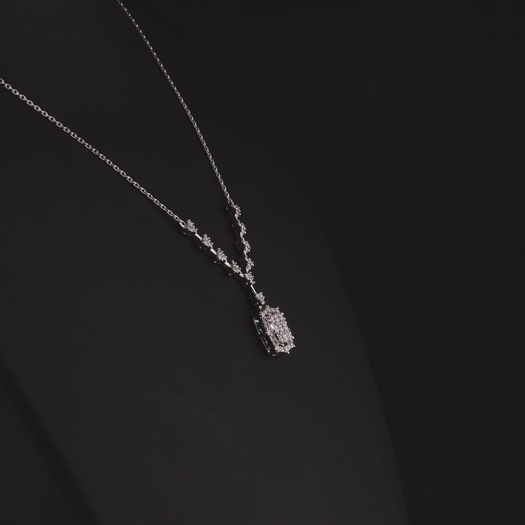 0.69 Karat Pırlanta Kolye