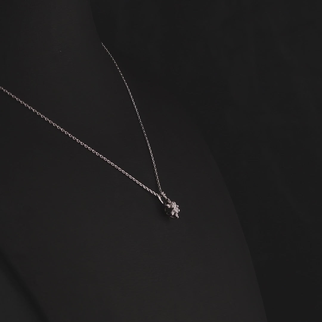 0.21 Karat Flora Pırlanta Kolye