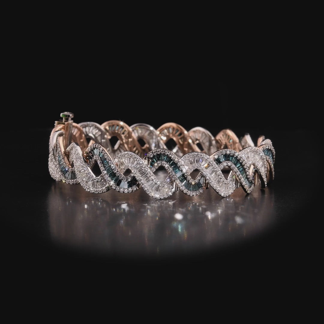 10.17 Karat Mavi Baget Pırlanta Bileklik